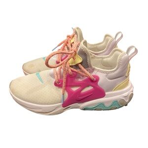 Nike React Presto Athletic Shoes Women’s size 8.5 White Hyper Violet